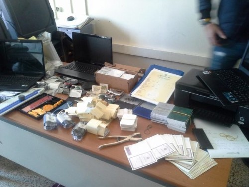 documenti falsi (1)
