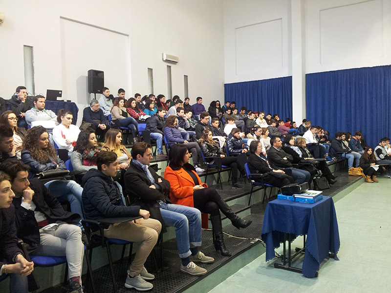 tuttigiuxterra_salerno_studenti