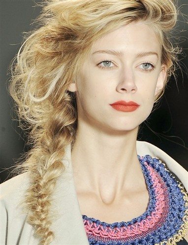 treccia-bionda-a-spiga