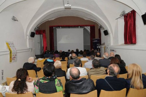 11876e_93b0080e4cd243e19edf712f2b98d3f7.jpg_srb_700_2000_75_22_0.50_0.20_0.00