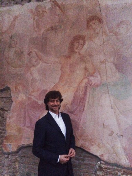 Angela e Adone ferito 2