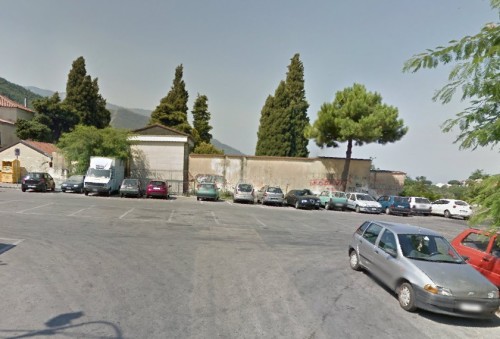 cimiteto casola di napoli