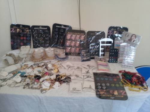 Sequesto merce polizia locale - 30.6.2015