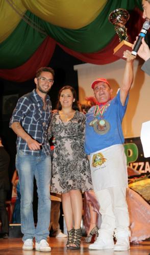 Augusto Folliero premia Alessandro Ceci. IMG_9749