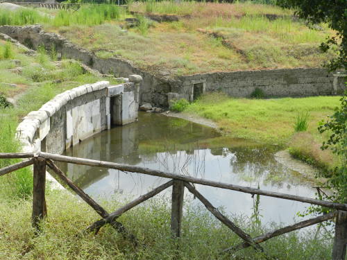 anfiteatro-nola-sommerso