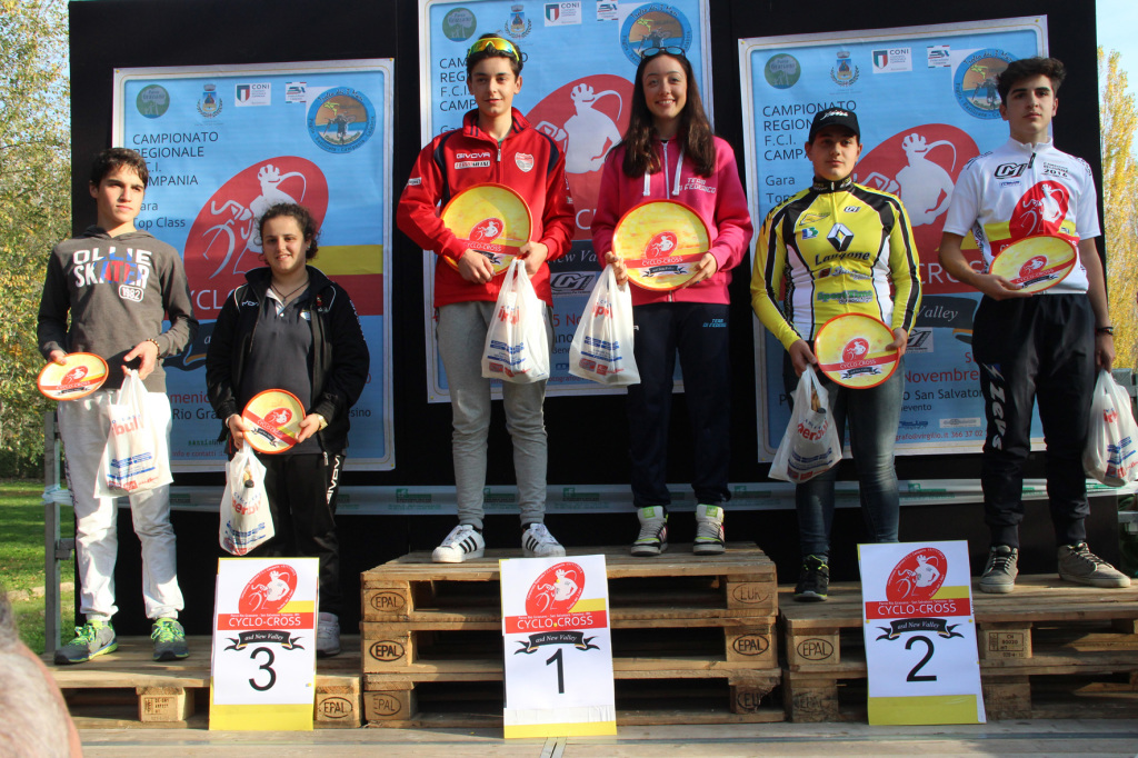 Parco Grassano 2015 podio allievi M-F