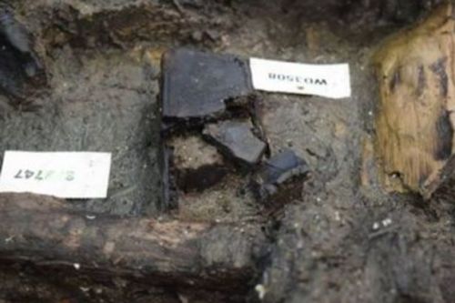 Must Farm wooden box