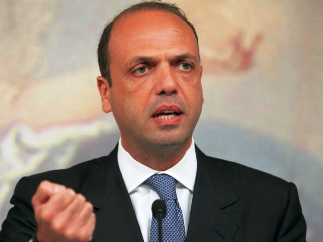 Angelino_Alfano_1