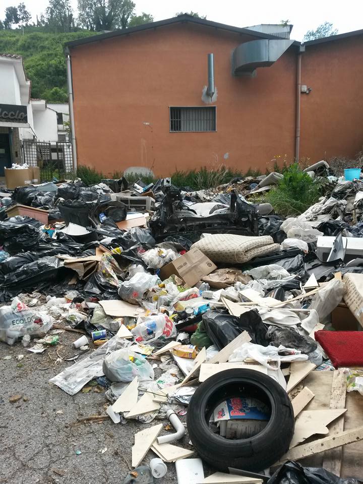 Discarica Abusiva di Agnano II