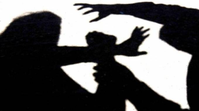 Gragnano: arrestato 26enne per maltrattamenti in famiglia