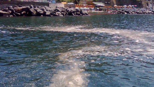 sorrento-schiuma-mare