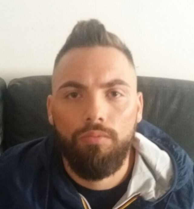 Rapinatore seriale di smartphone, incubo di giovani minori, bloccato dalla Polizia