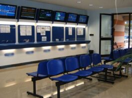 Piano di Sorrento, minacciano i dipendenti di un centro scommesse: tre arresti