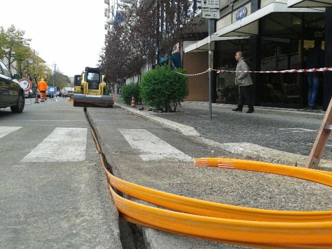 Striano, iniziati i lavori per la fibra ottica a piazza Municipio