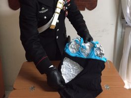 antitaccheggio corpetto carabinieri pompei