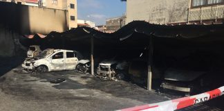 vasto incendio torre annunziata auto