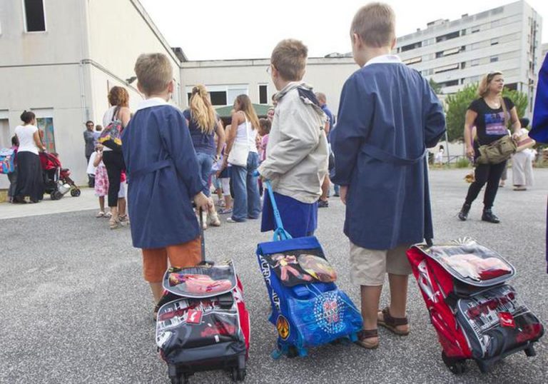 Marigliano, bimbi strattonati, schiaffeggiati e puniti: maestra condannata a due anni e sei mesi di reclusione. L’indagine partita nel 2021