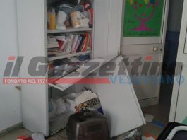 atti vandalici scuola torre annunziata
