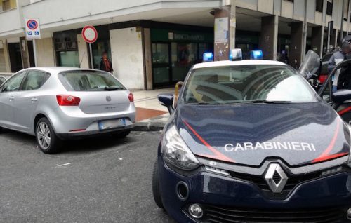 napoli impiegata banca