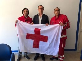 pollena trocchia bandiera Croce Rossa