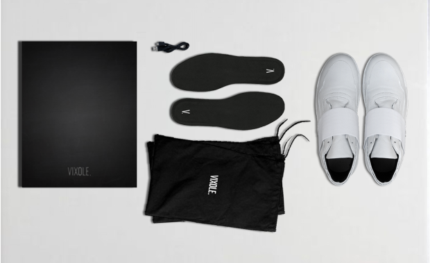 scarpe collegate a internet