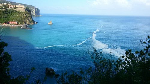 schiuma in mare stabia vico 1