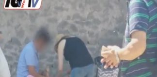 scavi di pompei turisti bebè