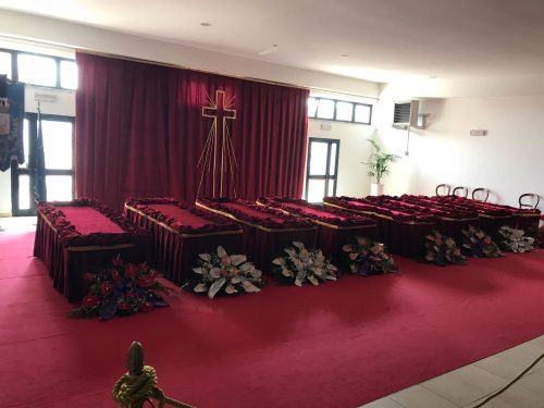 torre annunziata camera ardente crollo palazzina