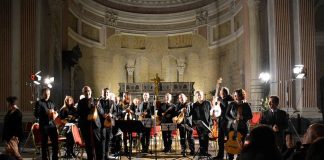Napoli Mandolin Orchestra