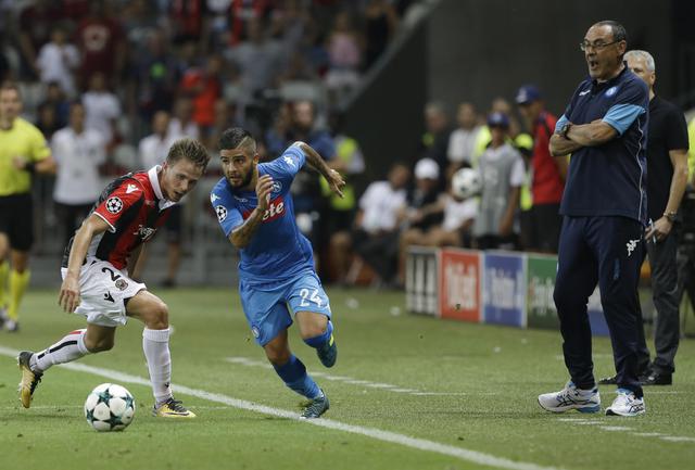 Napoli Nizza, Insigne