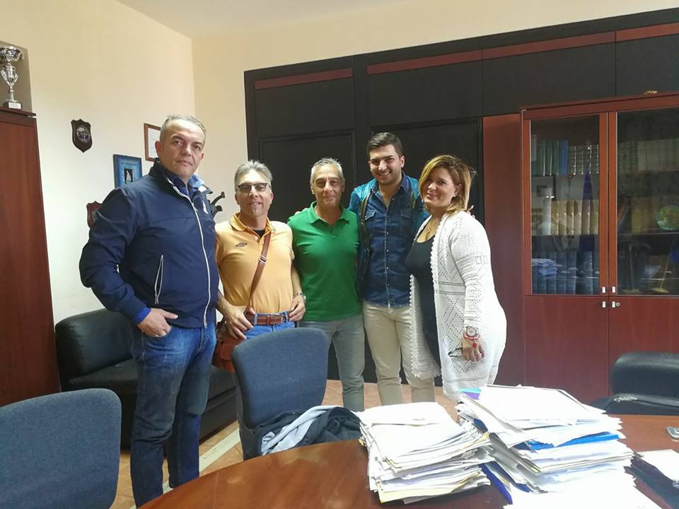 dema incontro operai