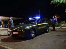 guardia di finanza torre annunziata