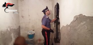 blitz carabinieri secondigliano