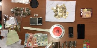 “Supermarket” della droga scoperto a Portici: due arrestati