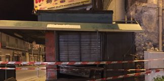 torre annunziata bomba carta edicola via plinio