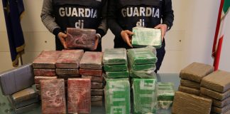 Proveniva dalla Germania, tir bloccato: portava 73 kg di cocaina a Napoli
