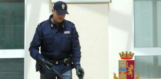 Castellammare, tifoso del Monopoli pronto a colpire con un manganello: denunciato