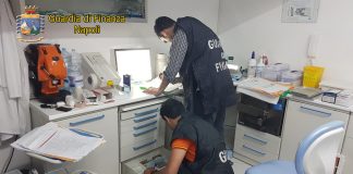 torre annunziata falso dentista