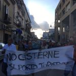 manifestazione contro le cisterne torre annunziata