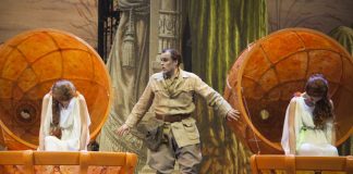 Al Teatro San Carlo va in scena “L’Amore delle tre melarance”