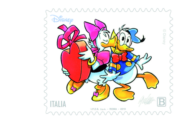 A San Valentino negli Uffici Postali le cartoline per gli innamorati