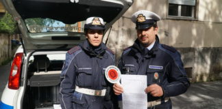 Sorrento, polizia locale in campo contro i mozziconi di sigaretta