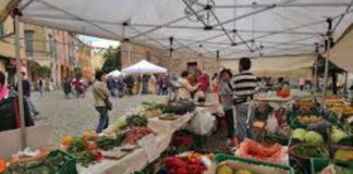 mercatino dei contadini
