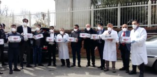 Coronavirus, la comunità cinese dona mascherine all’ospedale Cotugno