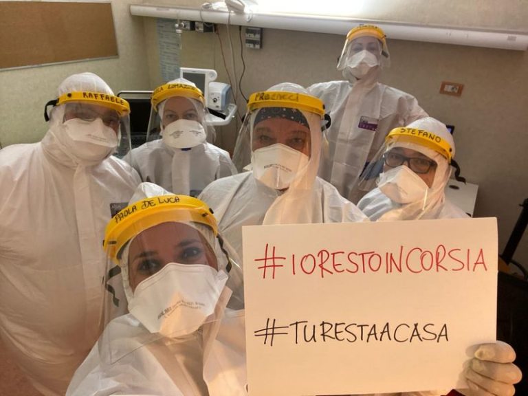 Campagna social per fermare il coronavirus: “Io resto in corsia, tu resta a casa!”