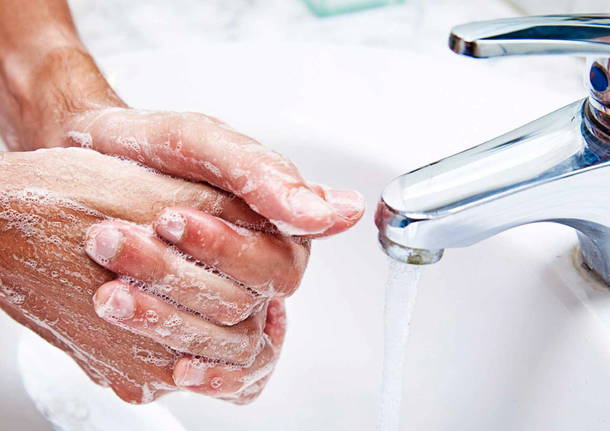 Coronavirus, le 20 regole dell’Istituto Superiore di Sanità per chi è in isolamento Coronavirus, le 20 regole dell’Istituto Superiore di Sanità per chi è in isolamento