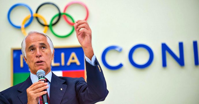 Coronavirus: Il CONI dichiara lo stop allo sport fino al 3 aprile e chiede un decreto al Governo Coronavirus: Il CONI dichiara lo stop allo sport fino al 3 aprile e chiede un decreto al Governo