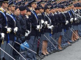 polizia vaccini virus