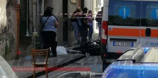 omicidio di camorra in strada