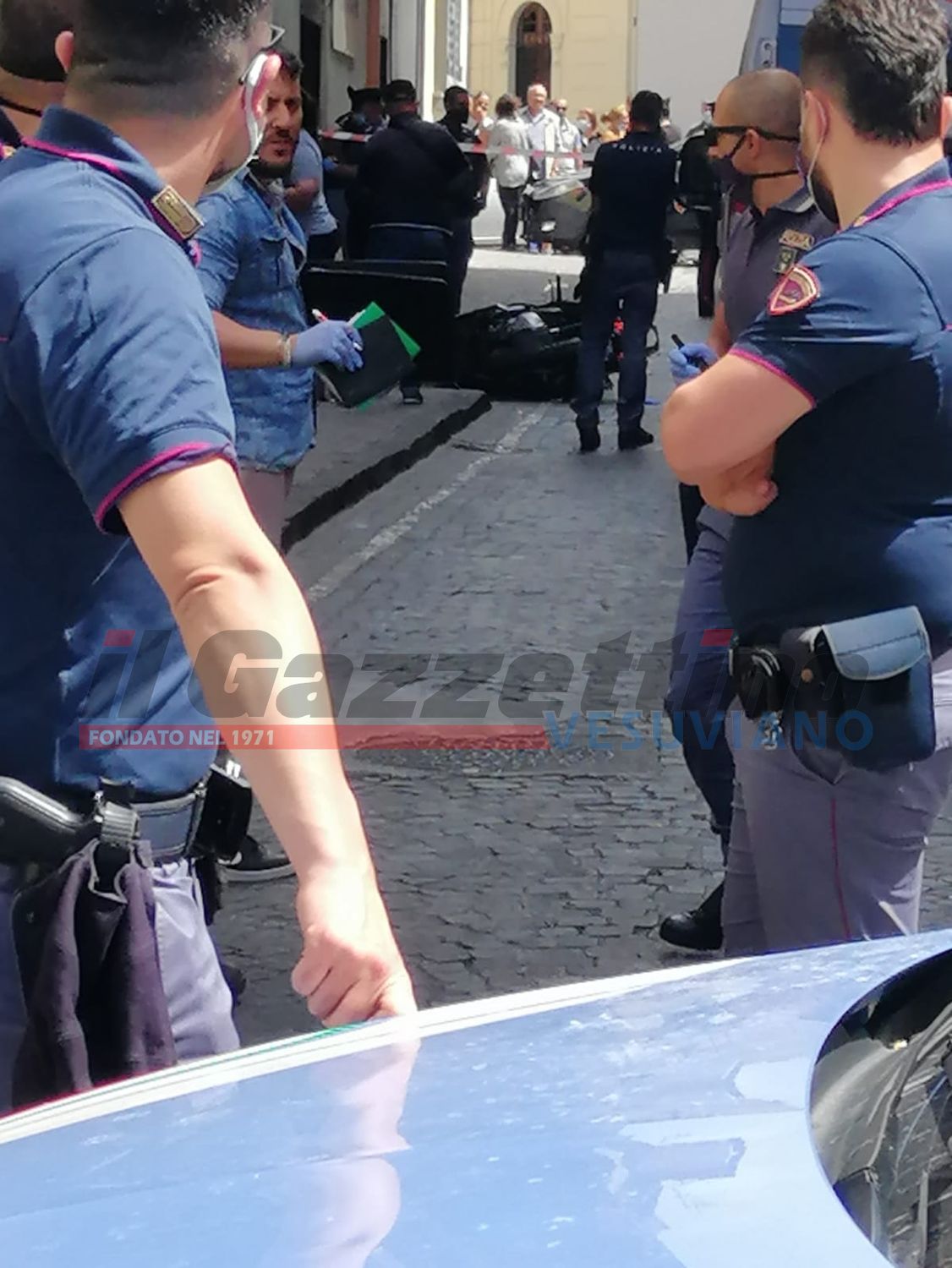 polizia omicidio in strada san giorgio